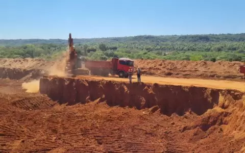 Verifican obras de alcantarillado sanitario y agua potable en Caacup� y Tobat�