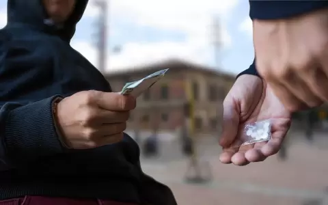 Adolescentes y drogas: un problema latente que preocupa en el entorno escolar