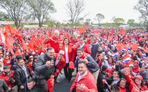 Aniversario ANR: oficialistas y cartistas sin intenciones de un operativo cicatriz, celebran en actos separados