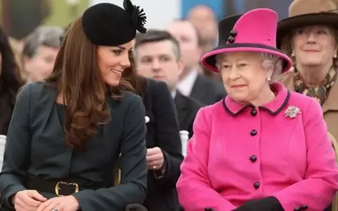 El accesorio m�s preciado: c�mo la reina Isabel II impuso un estilo con m�s de 5.000 sombreros