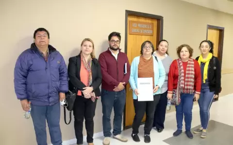 Codehupy expresa apoyo a juicio pol�tico a Defensor del Pueblo