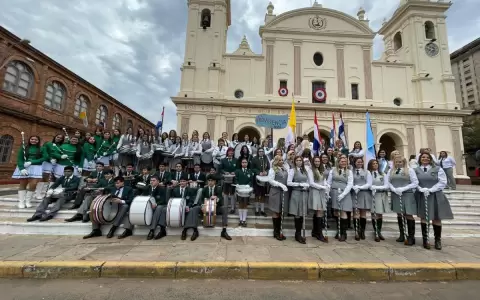 Primer colegio cat�lico y privado celebr� 140 a�os