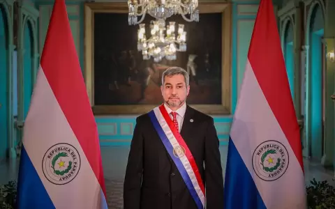 Abdo pide permiso al Congreso para viajar a EE. UU.