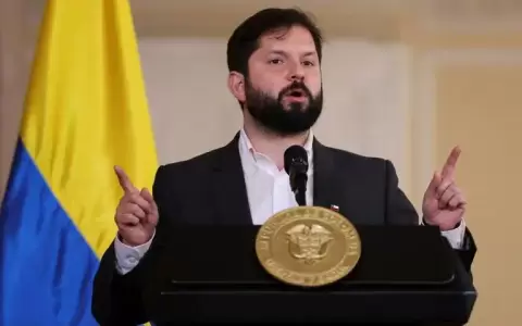 Boric acus� a Bukele de tomar una actitud autoritaria para gobernar: �No se puede socavar la democracia�