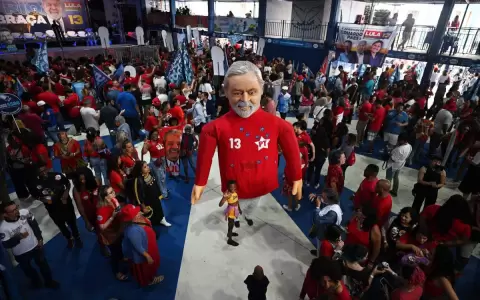 Lula mantiene su ventaja sobre Bolsonaro en la recta final de las encuestas