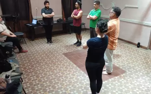 Sube a escena "Lente h?", pieza teatral de creaci�n colectiva