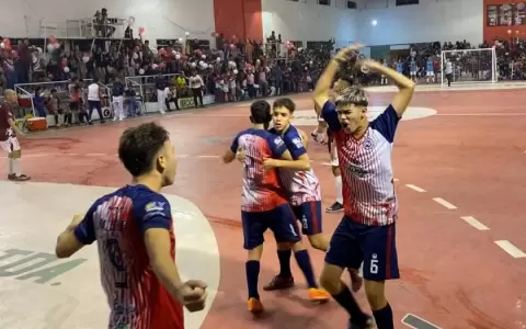 Apretad�sima lucha en la clasificaci�n del Nacional C17