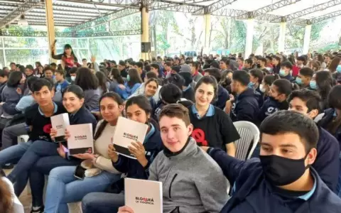 "Noviazgo sin Violencia": campa�a por la igualdad lleg� a 1.300 estudiantes del pa�s