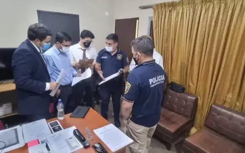 Juicio oral en caso de polic�as que habr�an alterado datos para beneficiar a supuesto narco