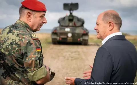 Alemania dice que debe tener "las fuerzas armadas mejor equipadas de Europa"