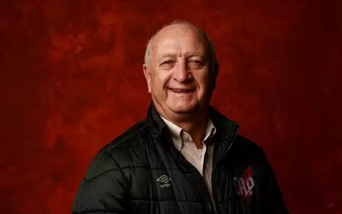 Luiz Felipe Scolari igual� una marca del hist�rico Luis Cubilla
