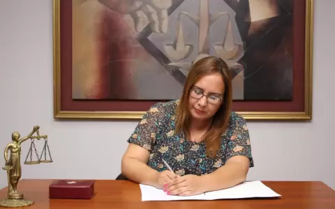 Condenan a prisi�n al sacerdote Pedro Robad�n por abusar de joven con discapacidad
