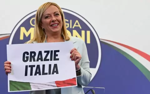 Meloni promete gobernar "para todos los italianos": "No somos un punto de llegada, sino de partida"