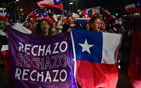 Boric anuncia ajustes en el Gobierno y reconoce el �mensaje contundente� de las urnas