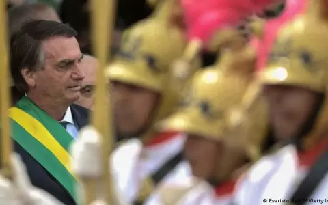 Bolsonaro tilda de "mentirosas" a las encuestas que lo sit�an detr�s de Lula