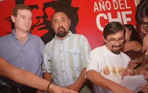 Piden revocar estatus de refugiados a Juan Arron, Anuncio Mart� y V�ctor Colm�n