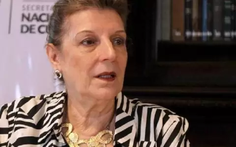Mabel Causarano: �El cambio del pa�s est� en la renovaci�n de los poderes del Estado�