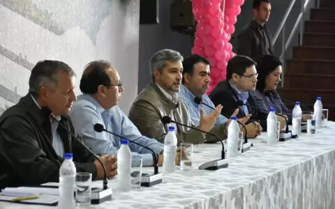 Abdo no sabe si representante de EE. UU. viene por los �significativamente corruptos�