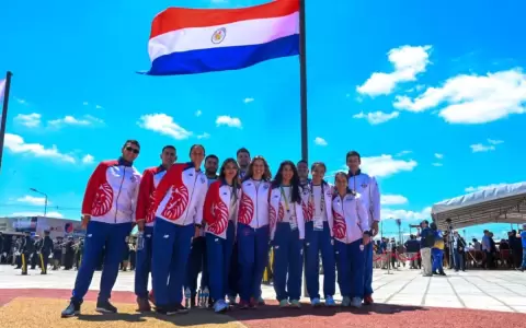 Izamientos de banderas sube la adrenalina de ASU 2022