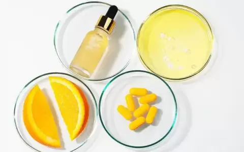 Vitamina C: cu�les son los beneficios de este compuesto natural en la piel