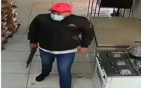 �Terrible! Con feroz rifle delincuentes asaltaron una carnicer�a en CDE