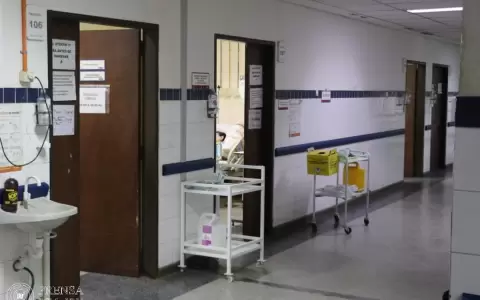Registran un brote de gastroenteritis en adultos