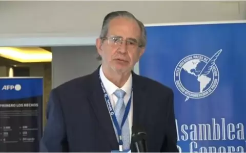 Denuncian que compa��as telef�nicas son c�mplices de atentado contra la libertad de expresi�n en Venezuela