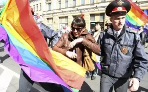Rusia prohibi� difundir contenidos LGBTQ porque los considera �propaganda de relaciones sexuales no tradicionales�