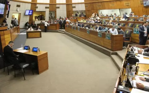 Diputados sesionan hoy con 23 puntos en el orden del d�a