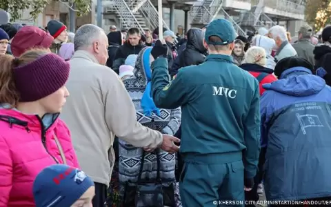 Las autoridades prorrusas llaman a evacuar inmediatamente la ciudad de Jers�n