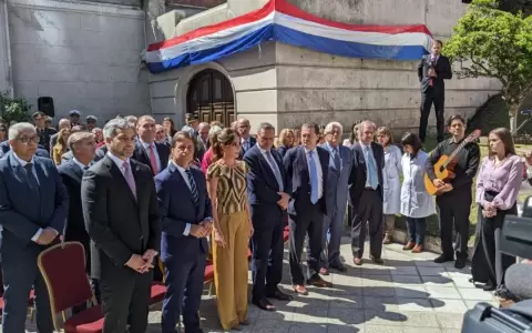 Abdo visit� a su par uruguayo para reinaugurar sede diplom�tica