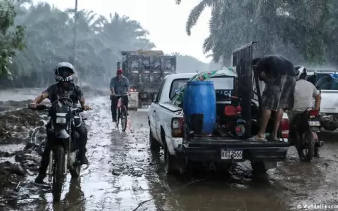 Honduras, Guatemala y El Salvador en alerta roja por Julia