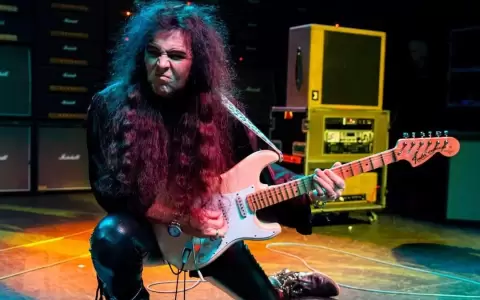 Concierto de Yngwie Malmsteen en la Manzana de la Rivera