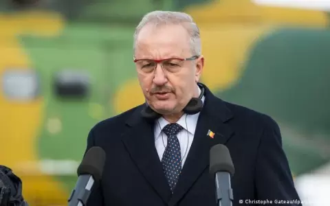 Dimite el ministro de Defensa rumano tras pedir una negociaci�n OTAN-Rusia