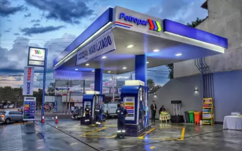 Petropar anuncia reducci�n en los precios de sus combustibles desde este lunes