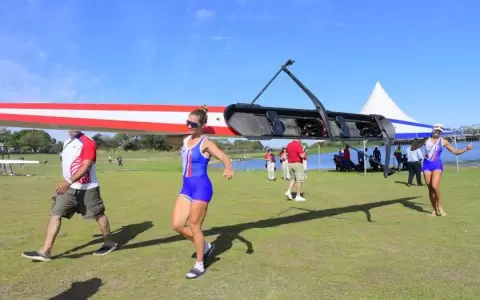 Asu2022: �Una medalla de plata y dos de bronce en remo!