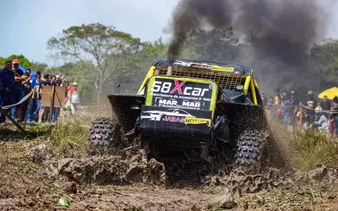 Minga Guaz� recibe a las poderosas 4x4