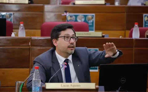 Senador aguardar� resultados del peritaje para analizar juicio pol�tico a Bestard
