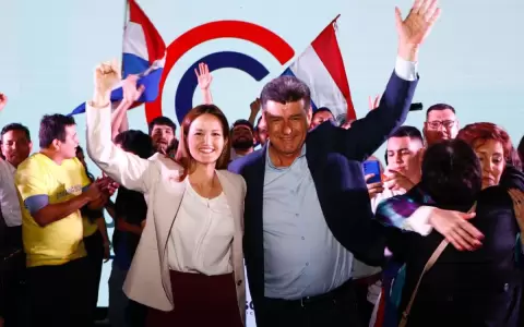 La oposici�n enfrenta a �dos caras de un mismo modelo�, dice Alegre