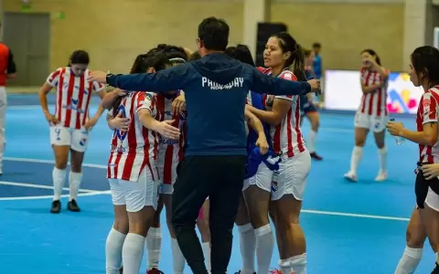 Paraguay golea a Francia y clasifica a cuartos en Mundial femenino