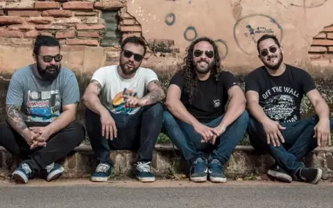 Salamandra presenta "Coraz�n de hierro" en concierto