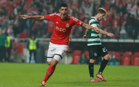 15 a�os del primer gol de �scar Cardozo en la Champions League