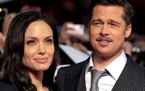 Angelina Jolie acusa a Brad Pitt de abuso en un avi�n privado d�as antes de pedir el divorcio