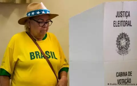 Presidenciales en Brasil: Bolsonaro lidera con el 51,3 por ciento