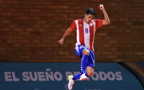 Paraguay se asegura otra medalla en futsal tras golear a Bolivia