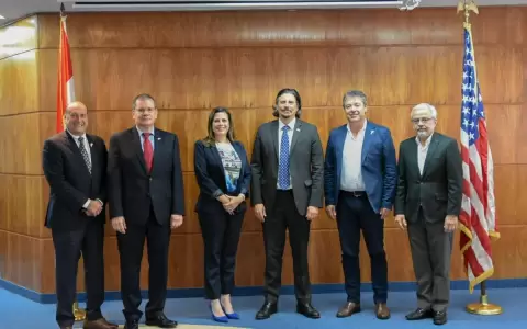 Emisario de EE. UU. viene a hacer un "�ltimo chequeo" antes de nuevas sanciones