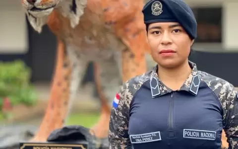 La primera agente Lince ind�gena: "Mi sue�o siempre fue ser polic�a"