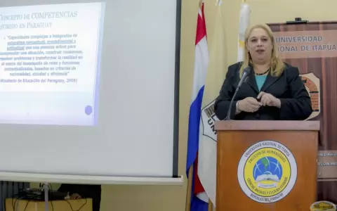 Nancy Ben�tez: �No reconocer el valor del educador es perder una oportunidad hist�rica de cambio"