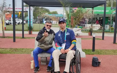 Inclusi�n en Odesur: joven con discapacidad se destaca como juez de boxeo