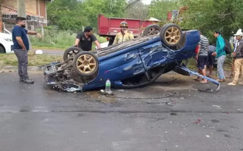 Registraron cu�druple choque sobre la Avda. Per�n